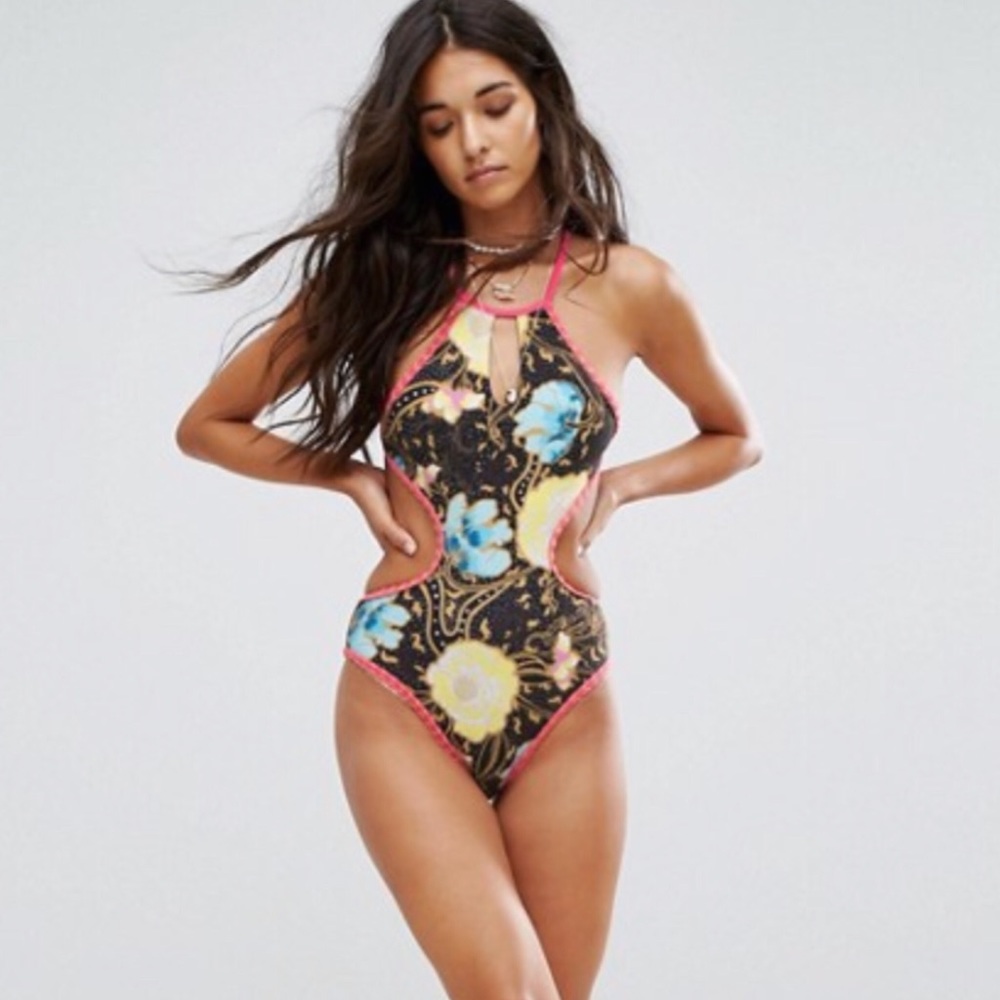 ASOS RIVER ISLAND Floral Cut Out Swimsuit New - Picture 6 of 8